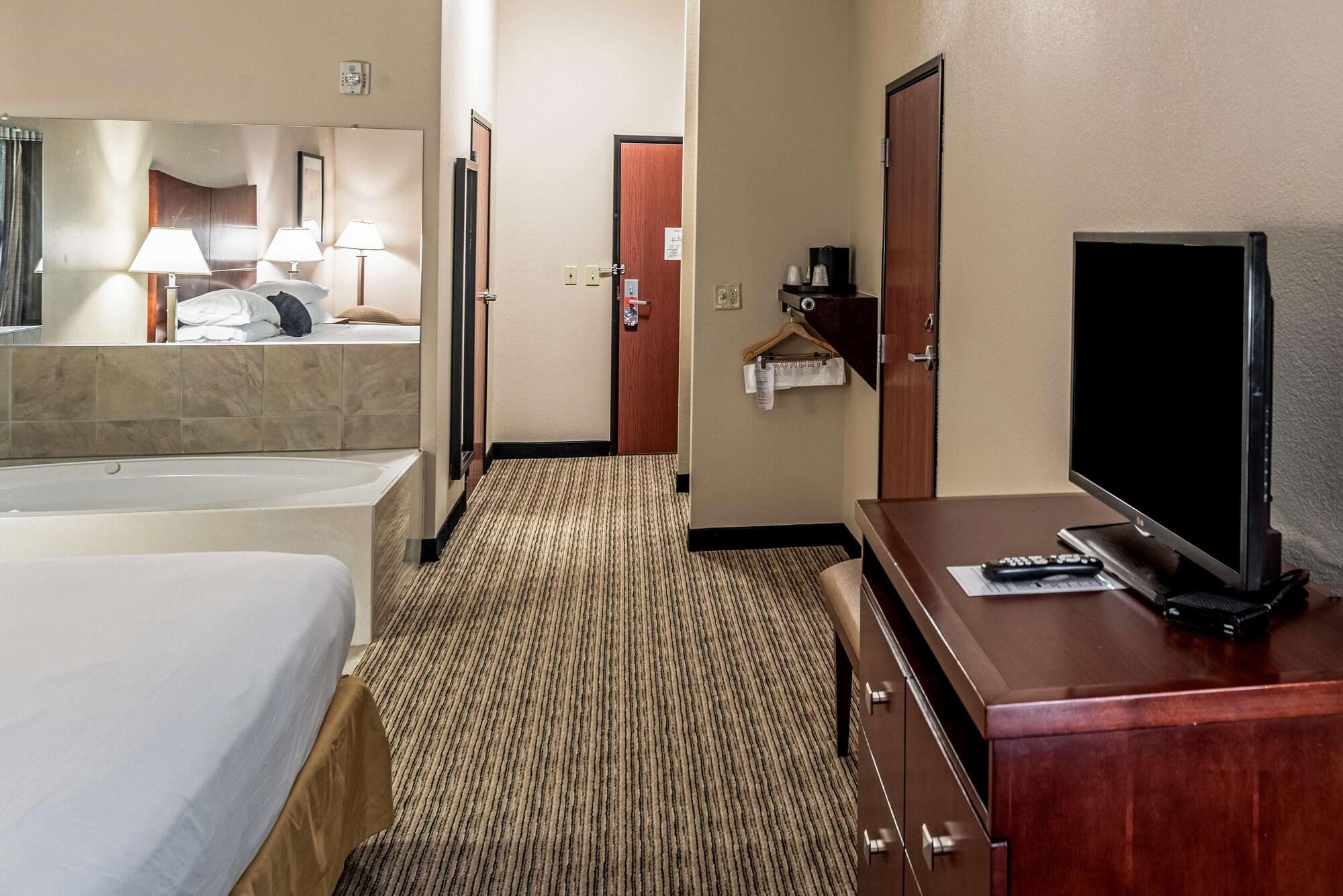 Red Lion Inn & Suites Mineral Wells מראה חיצוני תמונה