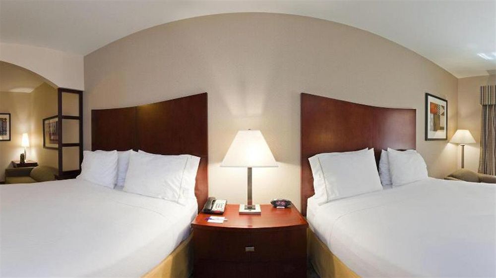 Red Lion Inn & Suites Mineral Wells מראה חיצוני תמונה