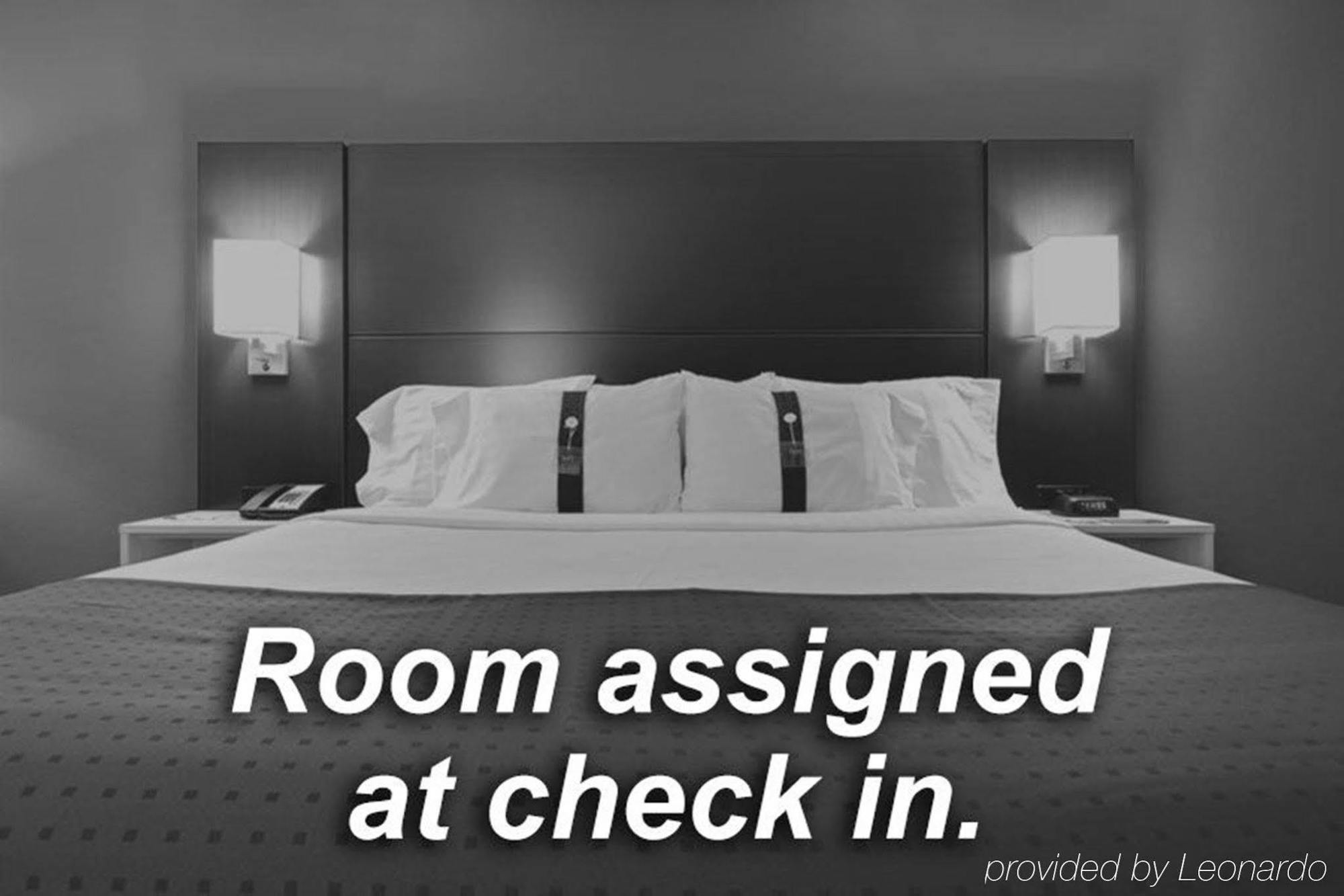 Red Lion Inn & Suites Mineral Wells מראה חיצוני תמונה
