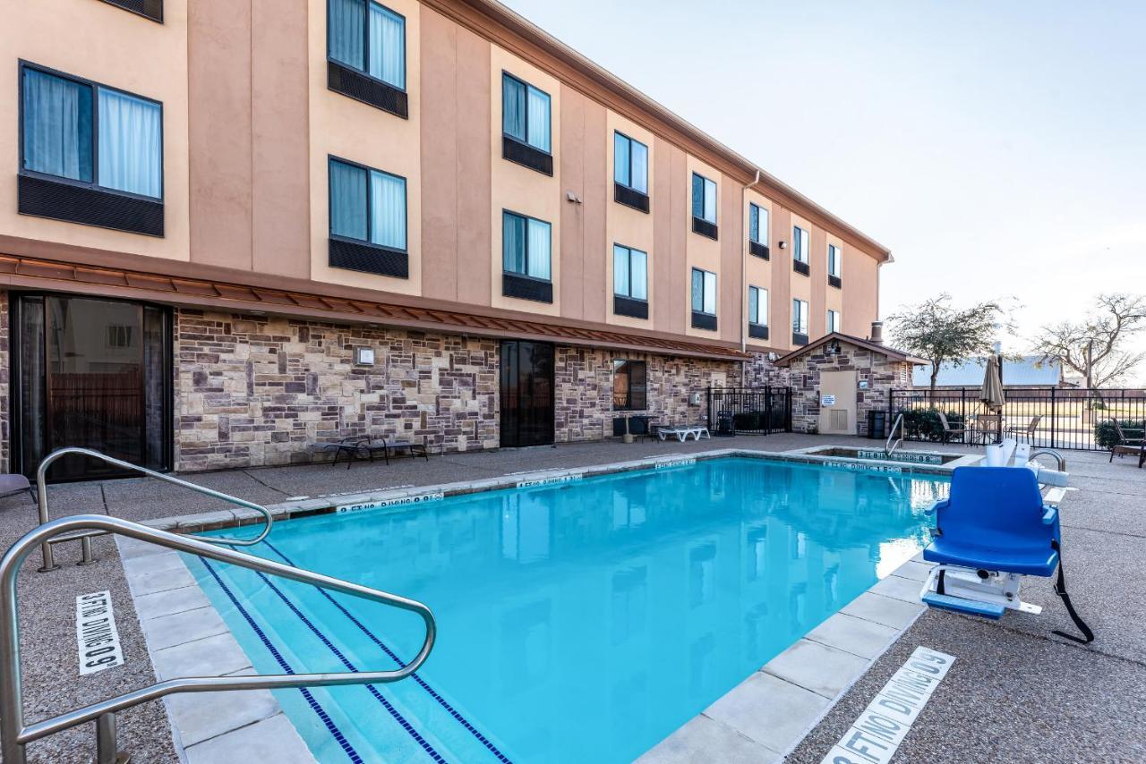 Red Lion Inn & Suites Mineral Wells מראה חיצוני תמונה