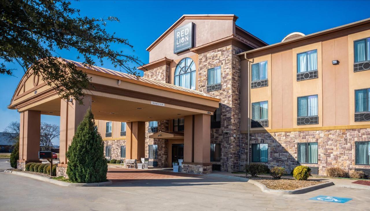 Red Lion Inn & Suites Mineral Wells מראה חיצוני תמונה