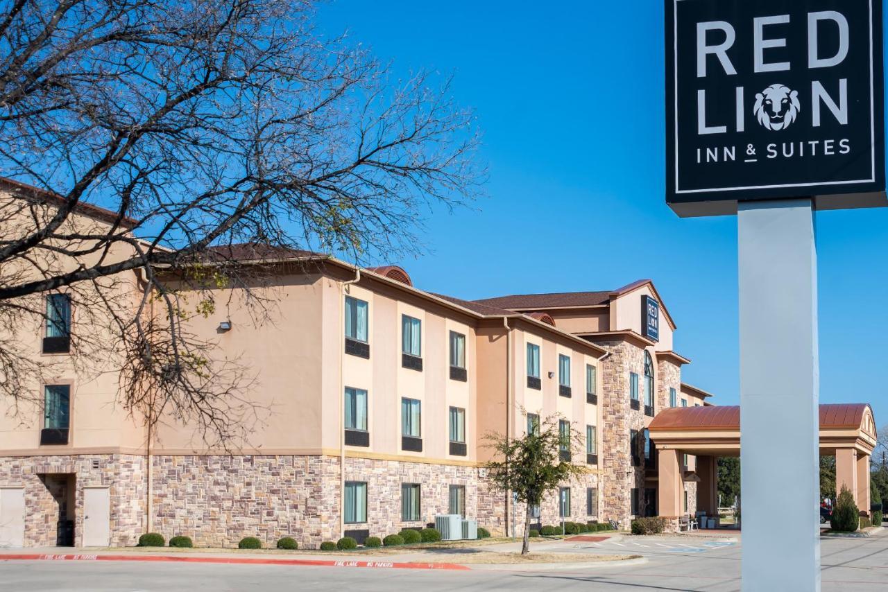 Red Lion Inn & Suites Mineral Wells מראה חיצוני תמונה