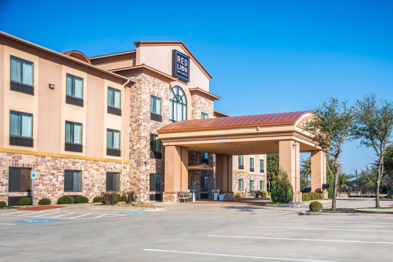 Red Lion Inn & Suites Mineral Wells מראה חיצוני תמונה