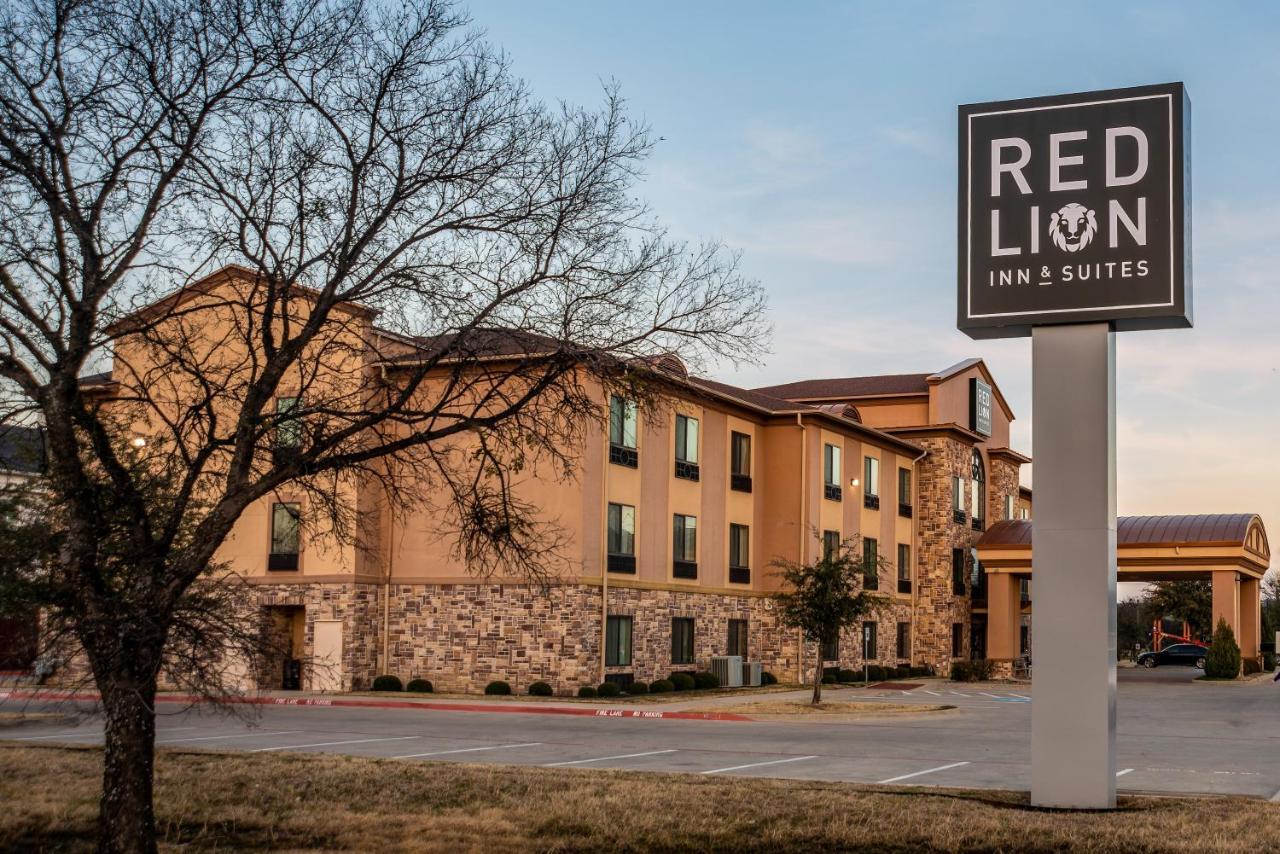 Red Lion Inn & Suites Mineral Wells מראה חיצוני תמונה