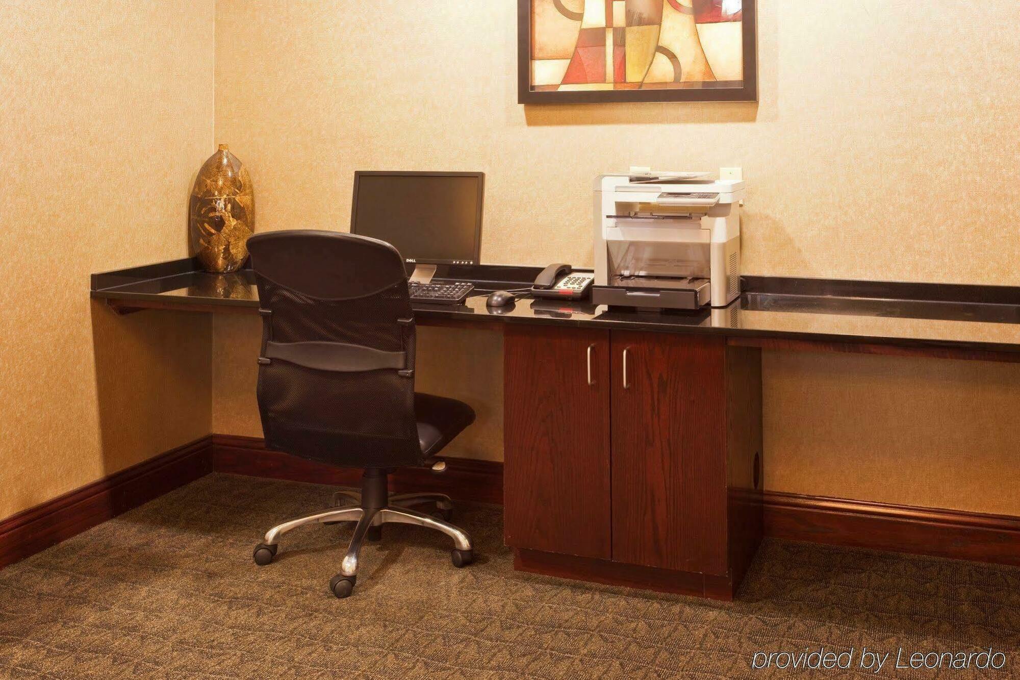 Red Lion Inn & Suites Mineral Wells מראה חיצוני תמונה